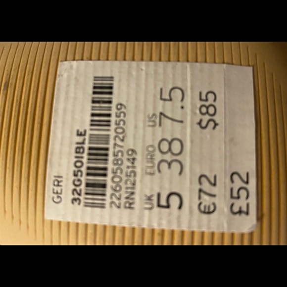 Brand New Gorgeous Suede Heels by TOP SHOP London - Box 64 - Picture 7 of 7